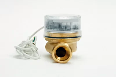 Счетчик воды универсальный СВУ 20-E130-1-W-L-10G IT с импульсным выходом ГЕРКОН, ДУ20 в 