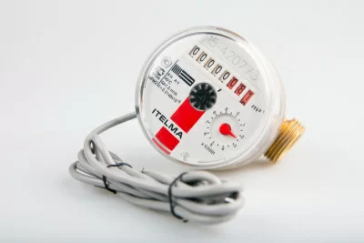 Счетчик горячей воды WFW23.D080-0-R-L-10-IP68 с импульсным выходом НАМУР, ДУ15 в 