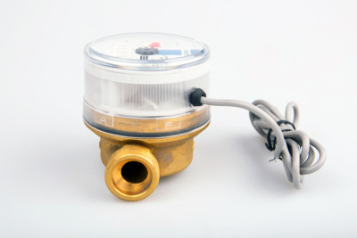 Счетчик холодной воды WFK23.D080-3-B-L-01-IP68 с импульсным выходом НАМУР, вес импульса =1 л, ДУ15 в 