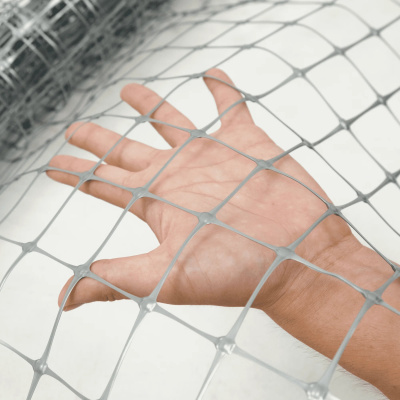 Садовая сетка Alfasetka серебристая 1х20 в  Садовая сетка Alfasetka серебристая 1х20 в